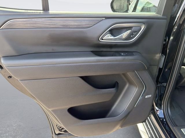 2024 GMC Yukon SLT - Photo 14