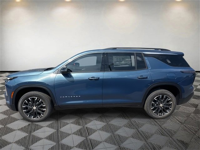 2026 Chevrolet Traverse photo 2