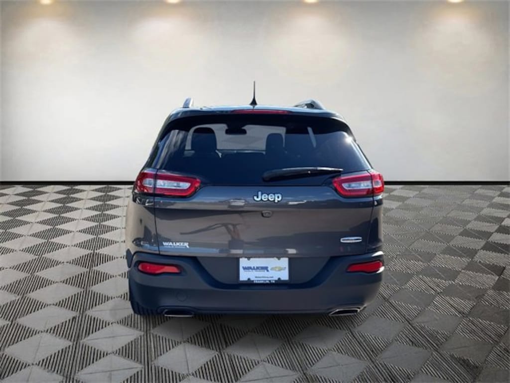 Used 2018 Jeep Cherokee Latitude Plus SUV