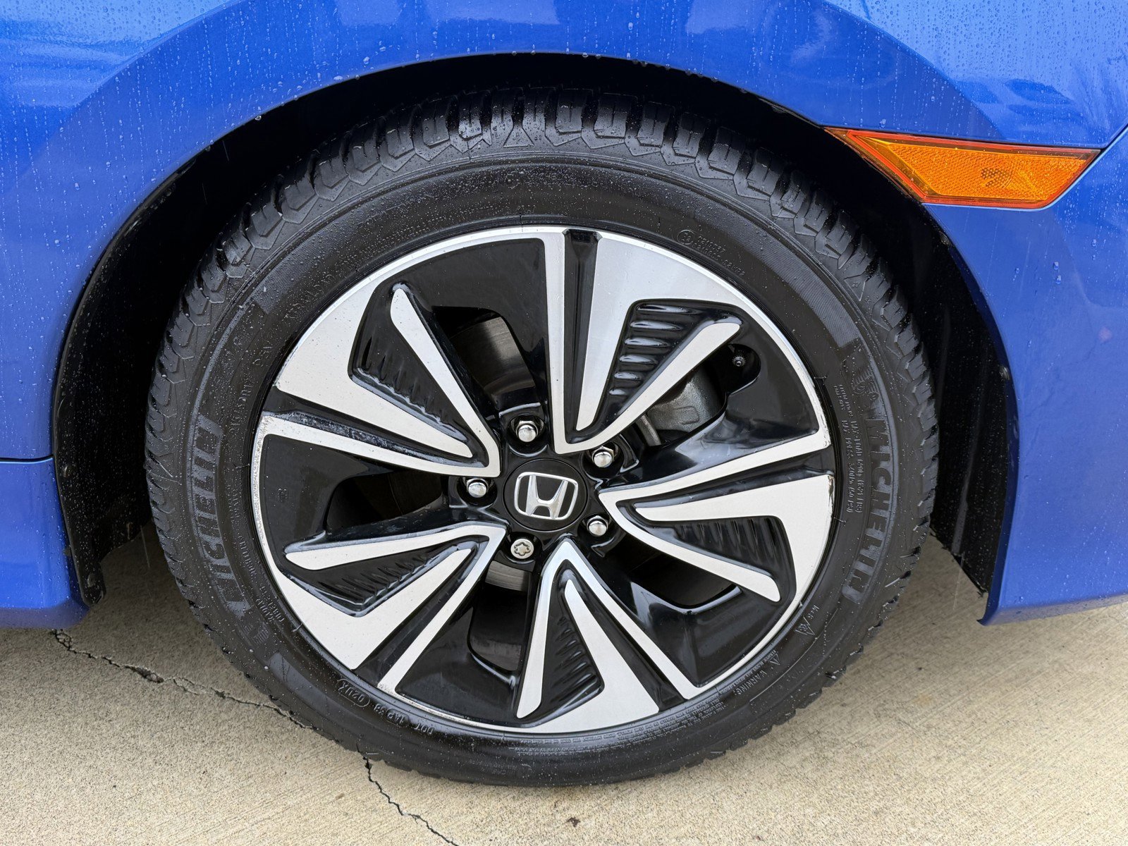 2016 Honda Civic EX-L photo 3