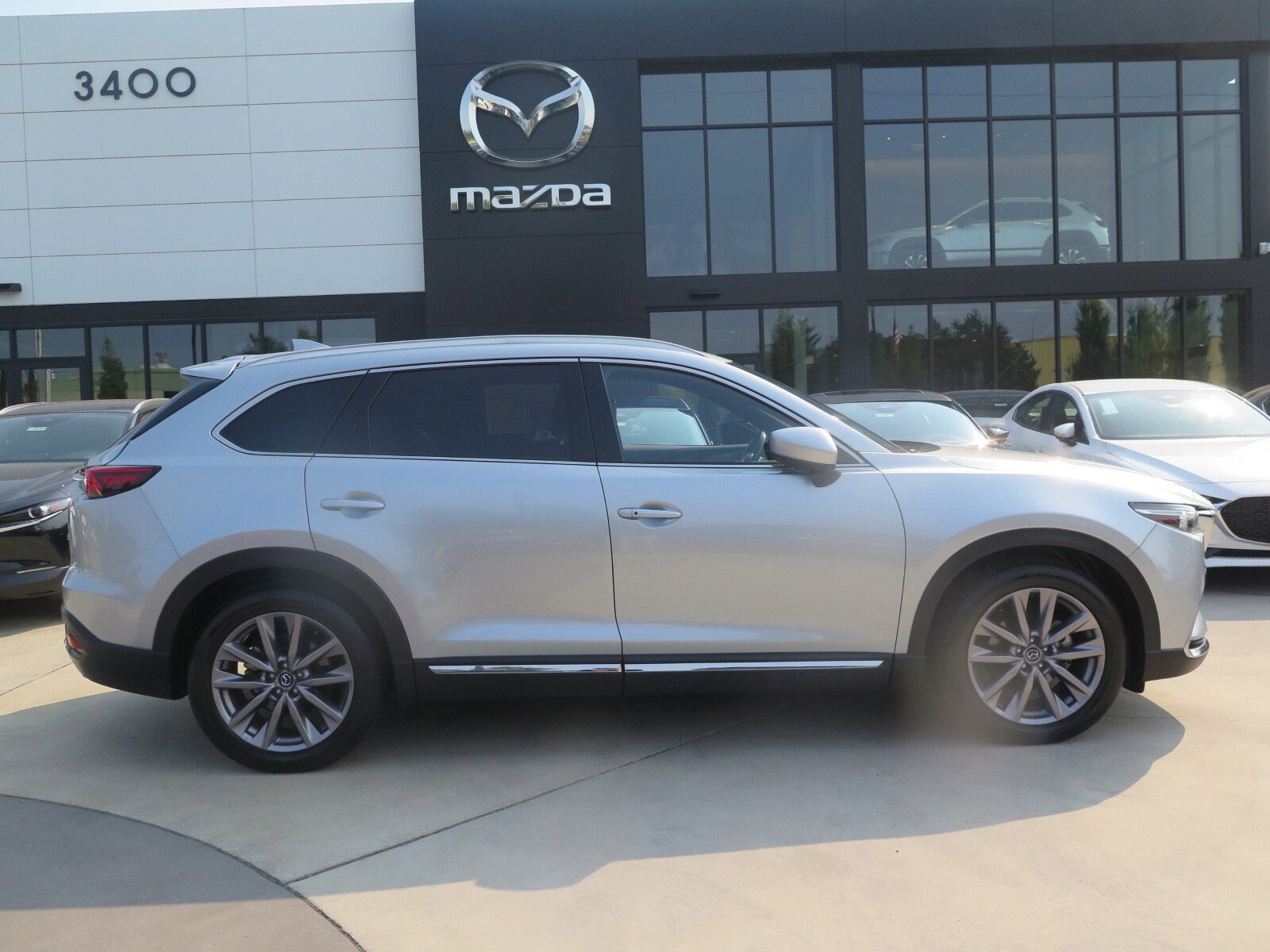 2023 Mazda CX-9 Grand Touring photo 4