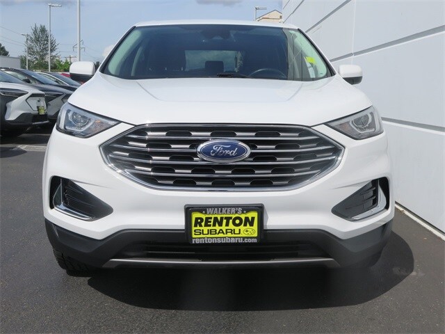 2022 Ford Edge SEL photo 2