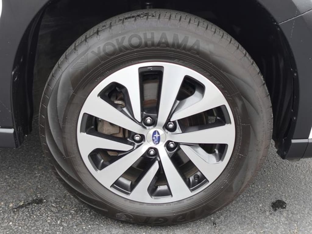 Used 2024 Subaru Outback Premium SUV