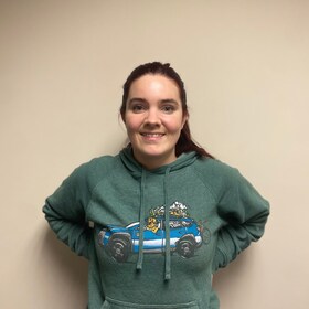 Staff member Alyssa from 6e39e85f99a9