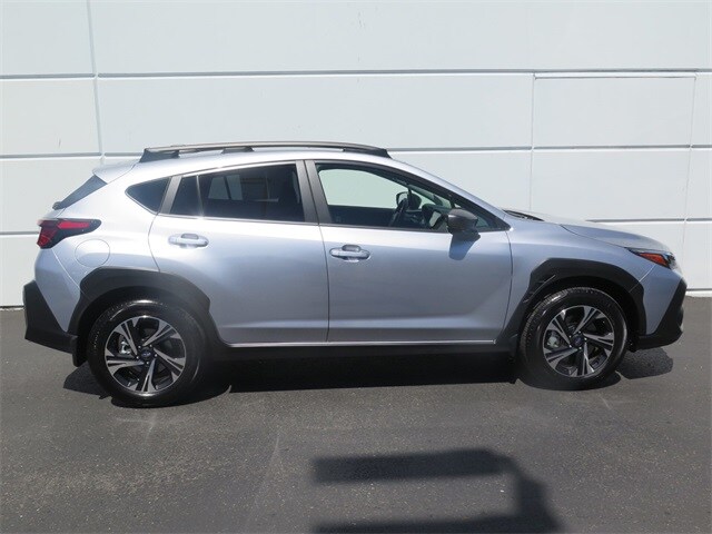 2024 Subaru Crosstrek Premium photo 2