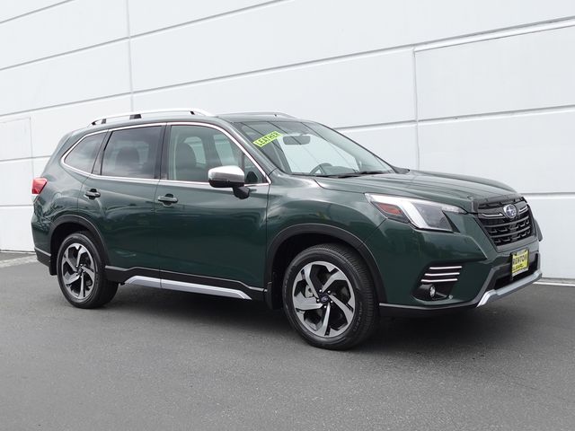 2023 Subaru Forester Touring's photo