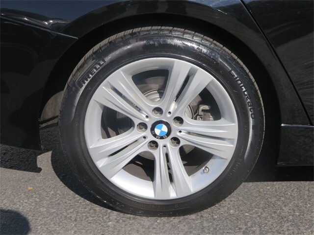 2018 Bmw 330i xDrive photo 2