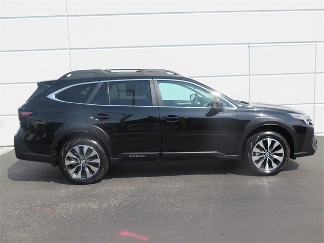 2025 Subaru Outback Limited photo 4
