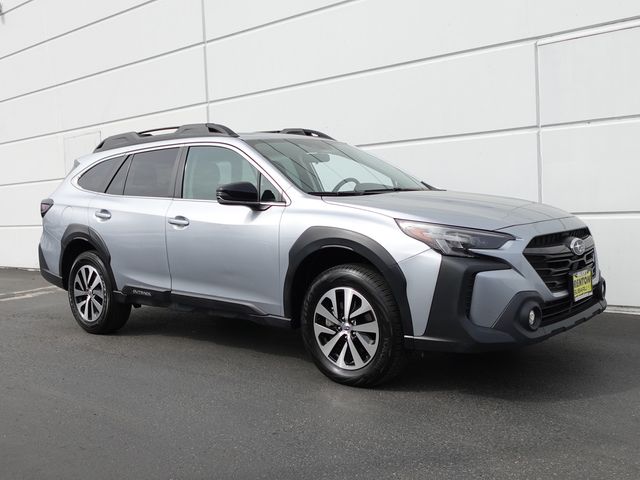 2023 Subaru Outback Premium's photo