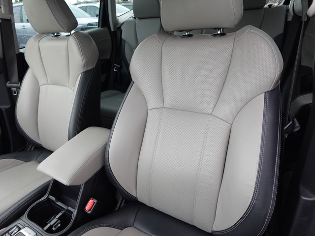 2022 Subaru Forester Limited - Photo 13