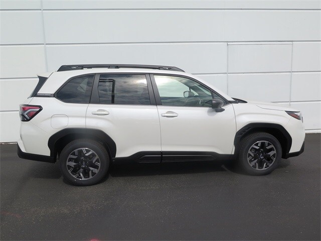 2025 Subaru Forester Premium Base photo 3