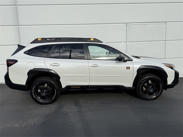 2025 Subaru Outback Wilderness photo 2
