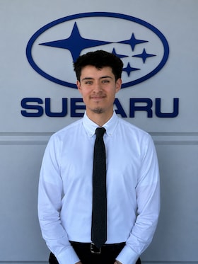Staff member Joaquin from 060136e9d041