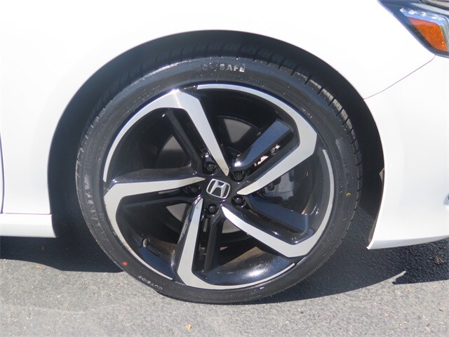 2022 Honda Accord Sport photo 3
