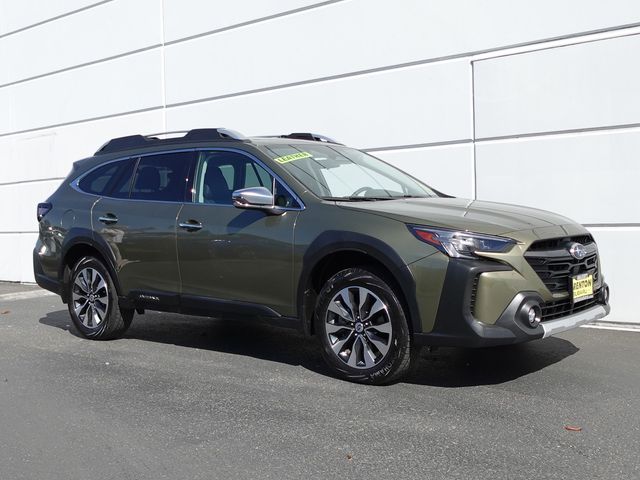 2023 Subaru Outback Touring XT's photo