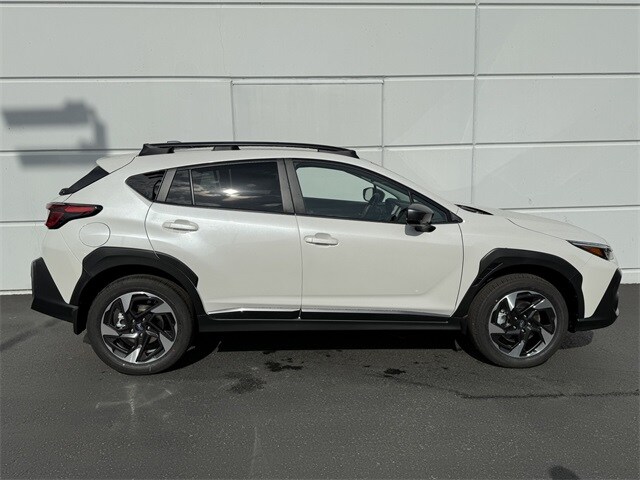2025 Subaru Crosstrek Limited photo 3