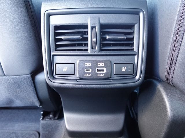 2026 Subaru Outback Limited - Photo 8