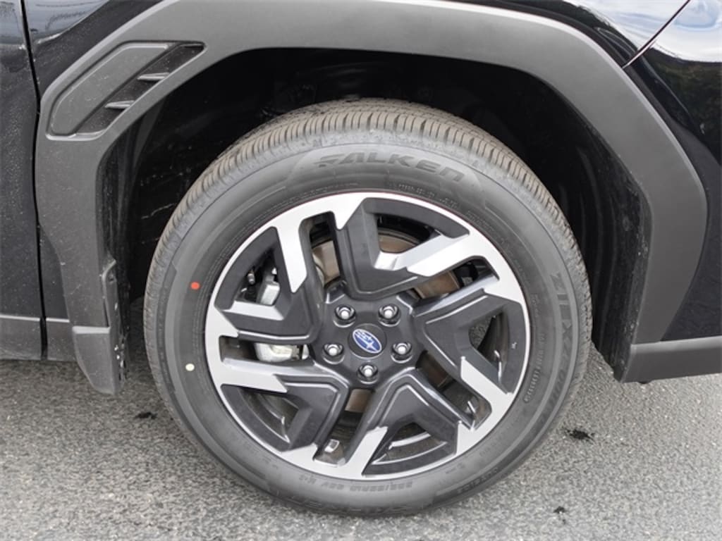 New 2025 Subaru Forester Limited Hybrid SUV