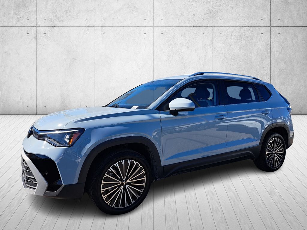 2025 Volkswagen Taos SE's photo