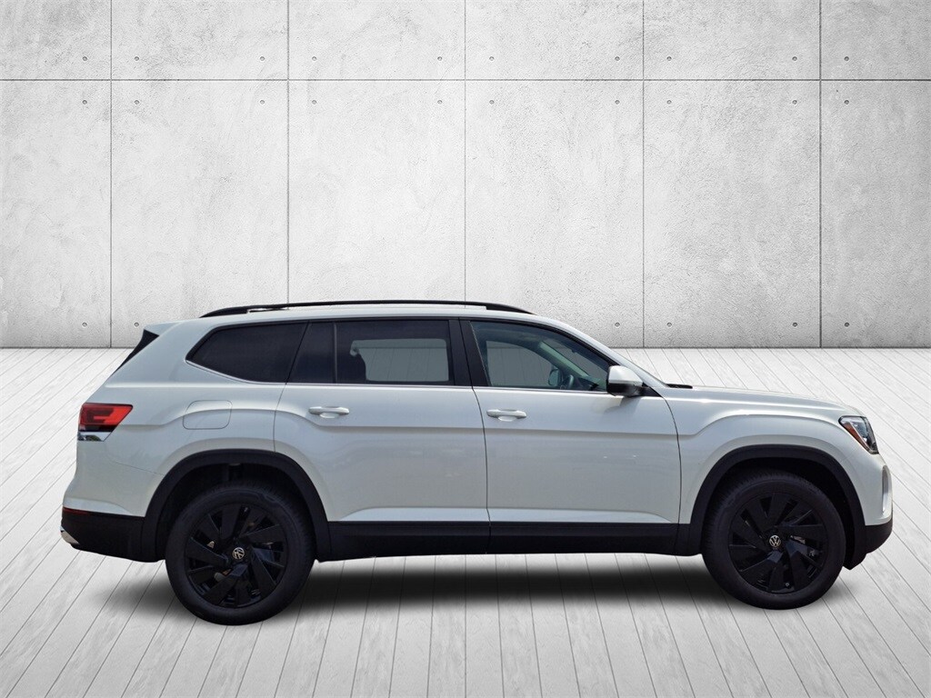 2026 Volkswagen Atlas SE Technology photo 4