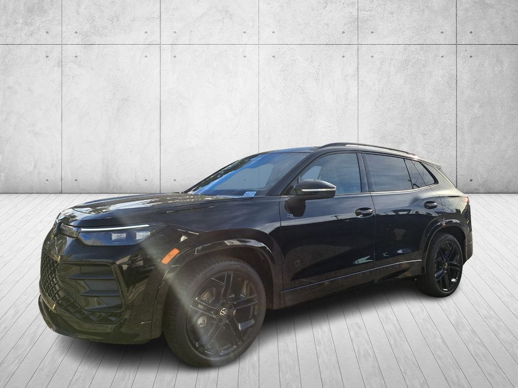 2026 Volkswagen Tiguan SE R-LINE BLACK's photo