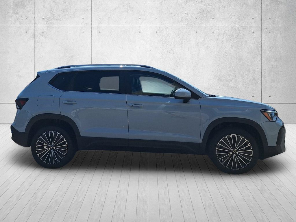New 2027 Volkswagen Taos 1.5T SE SUV