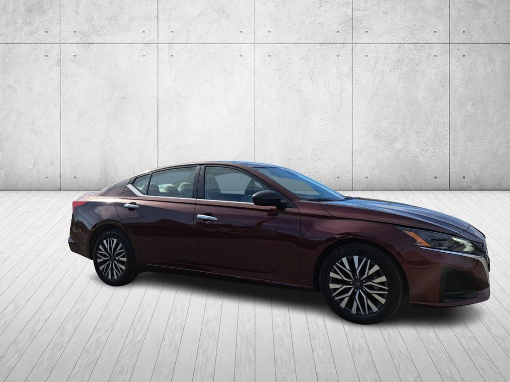 Used 2025 Nissan Altima 2.5 SV Sedan