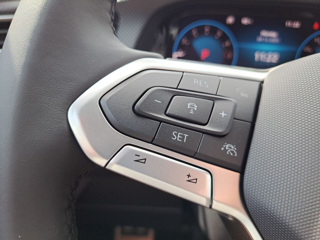 2026 Volkswagen Atlas Cross Sport SEL Premium R-LINE - Photo 12