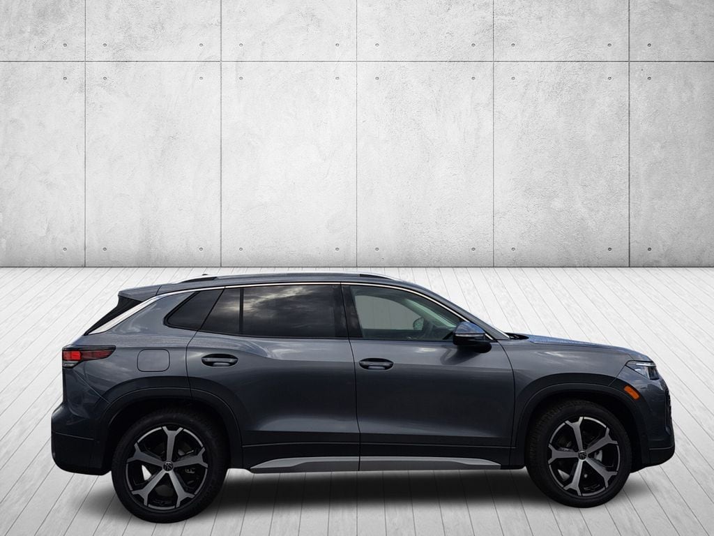 New 2026 Volkswagen Tiguan 2.0T SE SUV