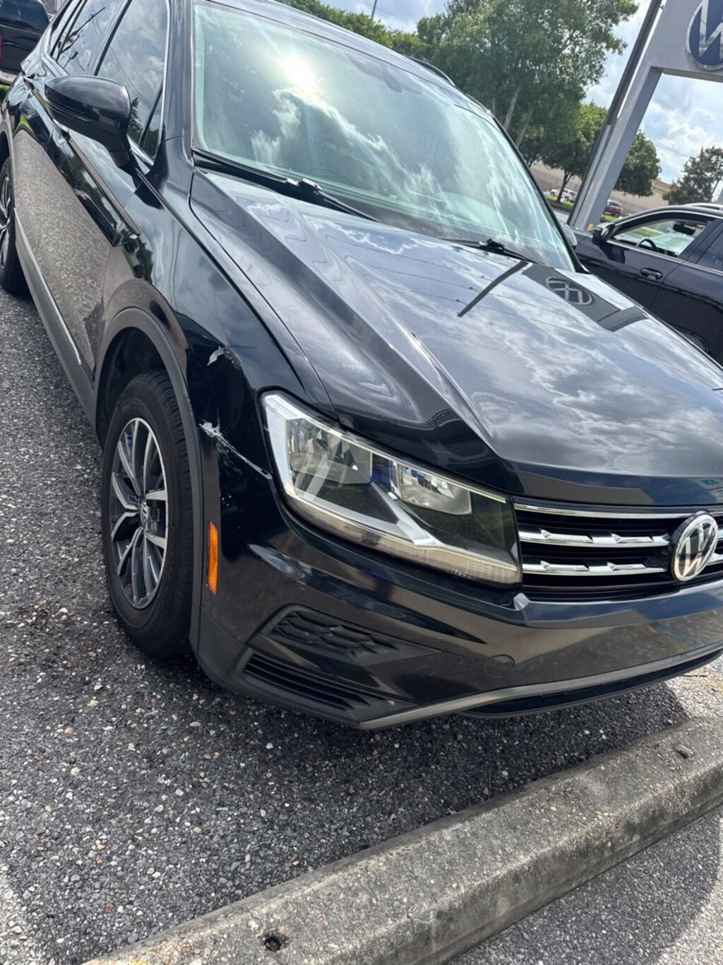 Used 2020 Volkswagen Tiguan 2.0T SE SUV