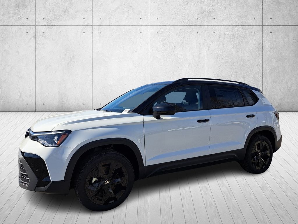 New 2026 Volkswagen Taos 1.5T SE Black SUV