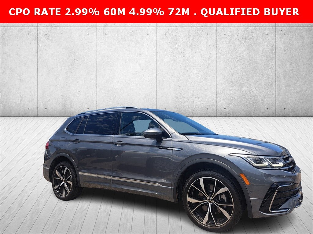 2024 Volkswagen Tiguan SEL R-Line Black photo 3