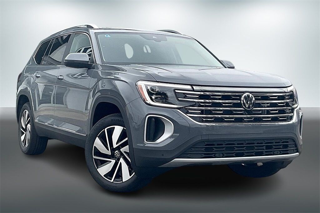 Used 2025 Volkswagen Atlas 2.0T SEL SUV