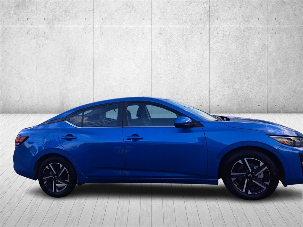 2024 Nissan Sentra SV photo 4