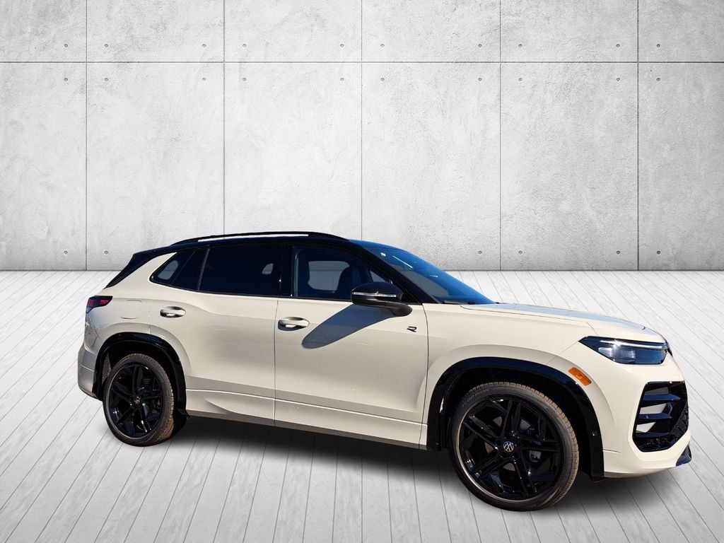 New 2026 Volkswagen Tiguan 2.0T SE R-Line Black SUV