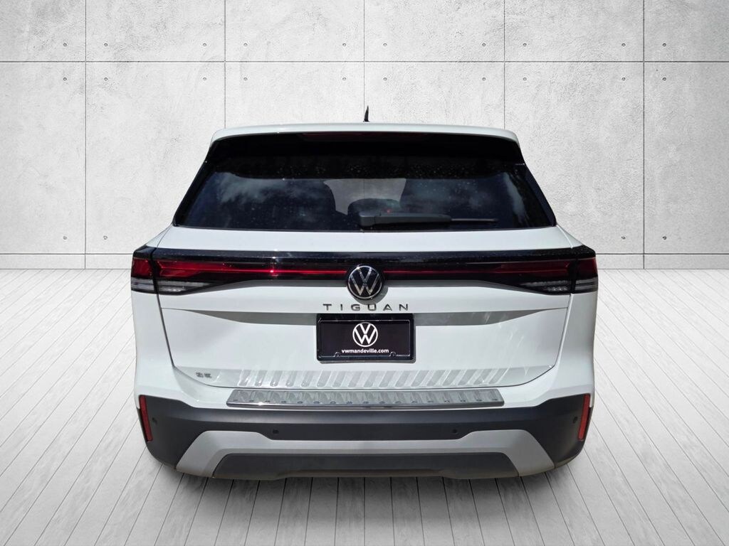 New 2026 Volkswagen Tiguan 2.0T SE SUV