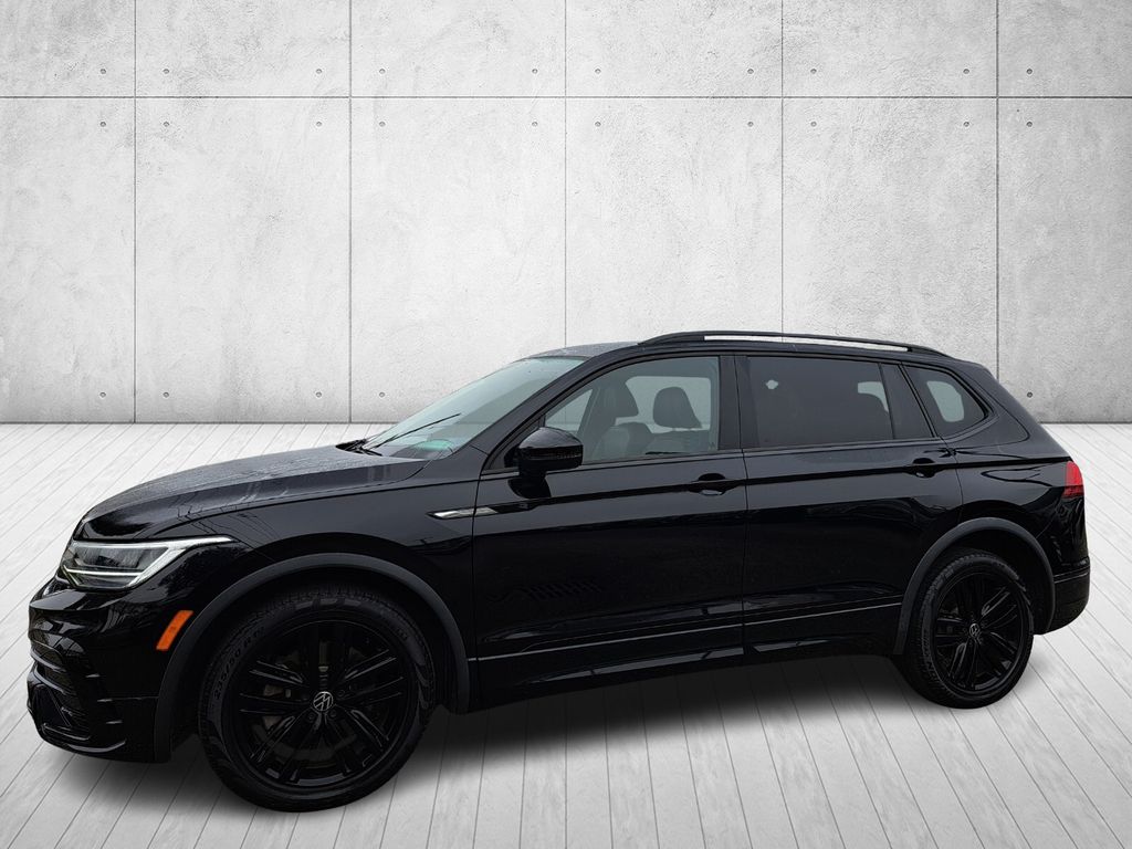 2022 Volkswagen Tiguan SE R-LINE BLACK