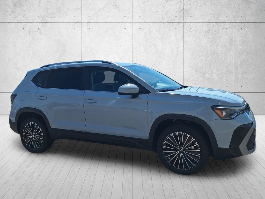 New 2027 Volkswagen Taos 1.5T SE SUV