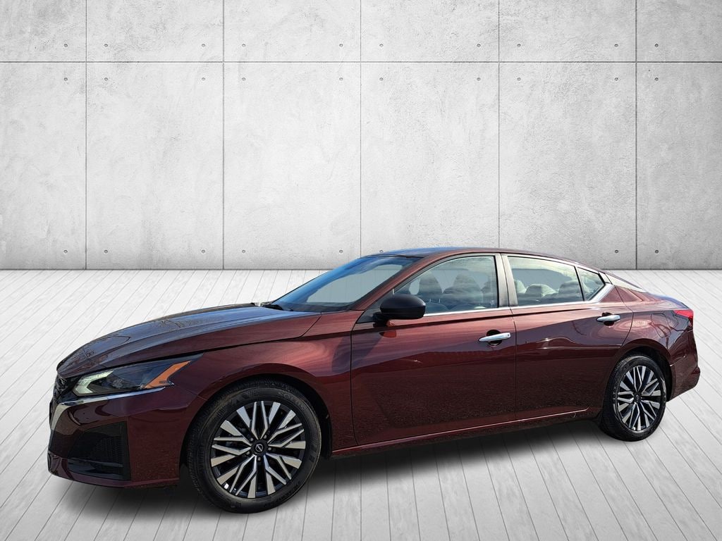 Used 2025 Nissan Altima 2.5 SV Sedan