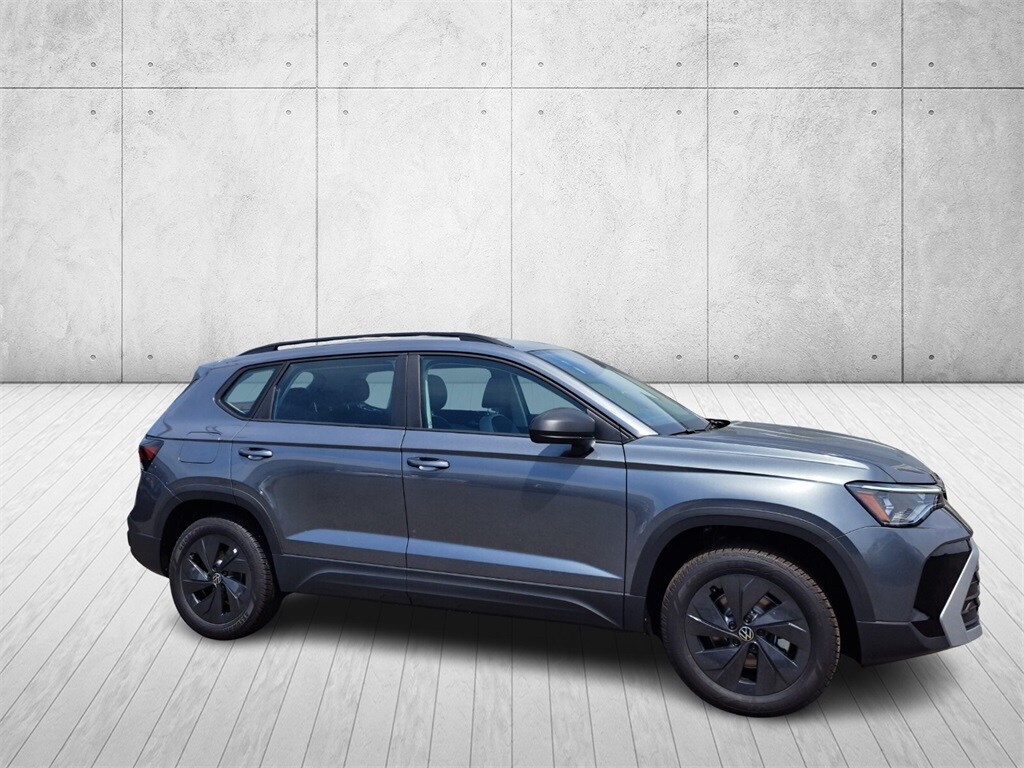 2025 Volkswagen Taos S photo 3