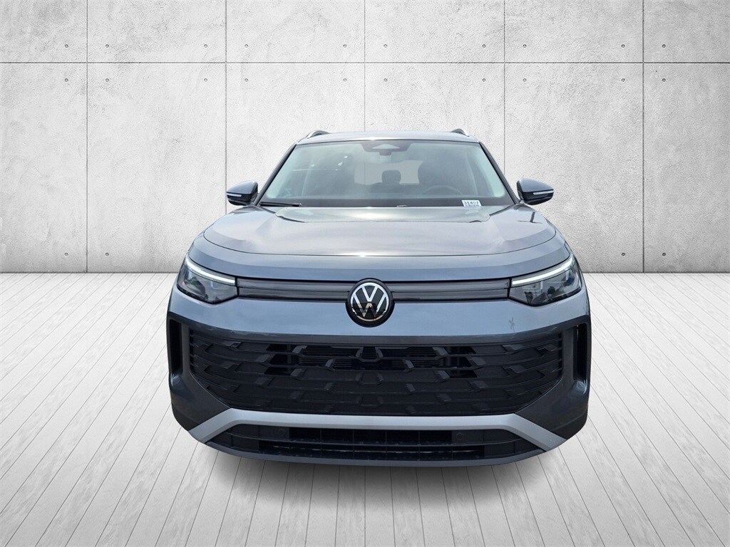 2025 Volkswagen Tiguan S photo 2