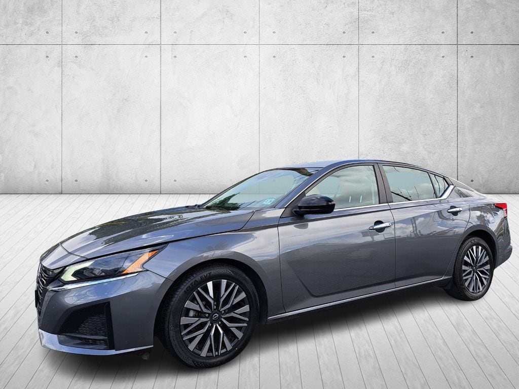 2024 Nissan Altima SV