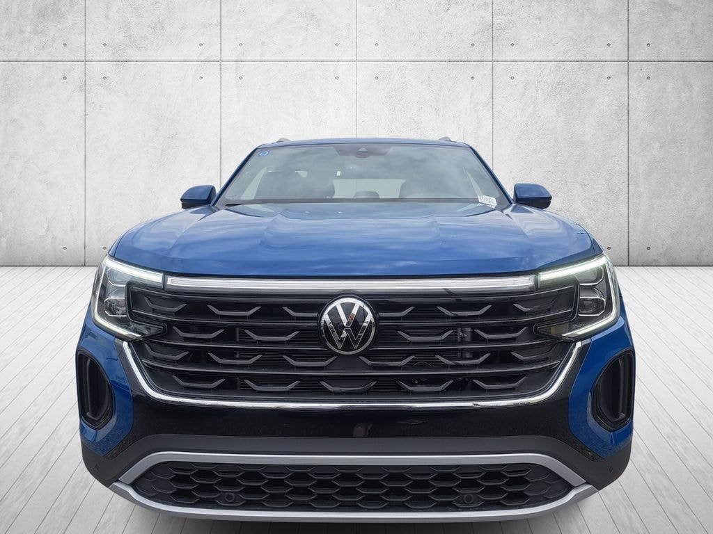 Used 2025 Volkswagen Atlas Cross Sport 2.0T SE w/Technology SUV