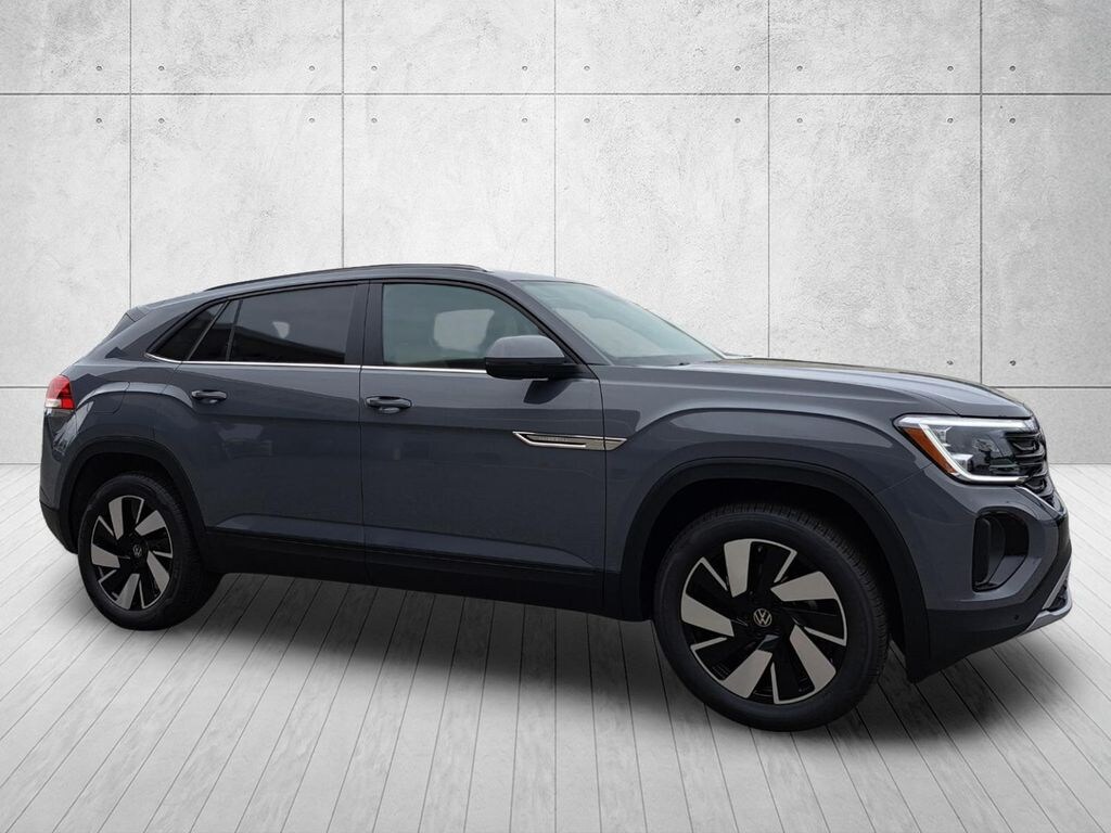 New 2026 Volkswagen Atlas Cross Sport 2.0T SE w/Technology SUV