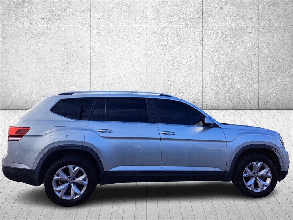 2019 Volkswagen Atlas V6 SE photo 4