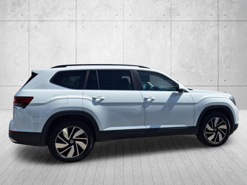 Used 2025 Volkswagen Atlas 2.0T SE w/Technology SUV