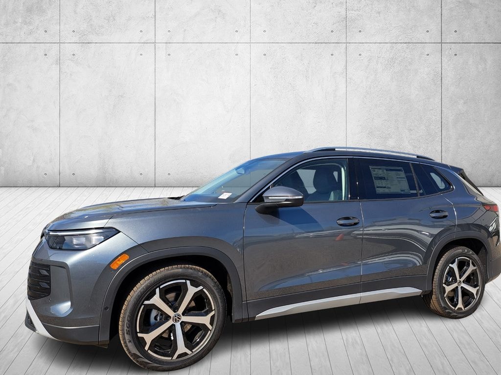 New 2026 Volkswagen Tiguan 2.0T SE SUV