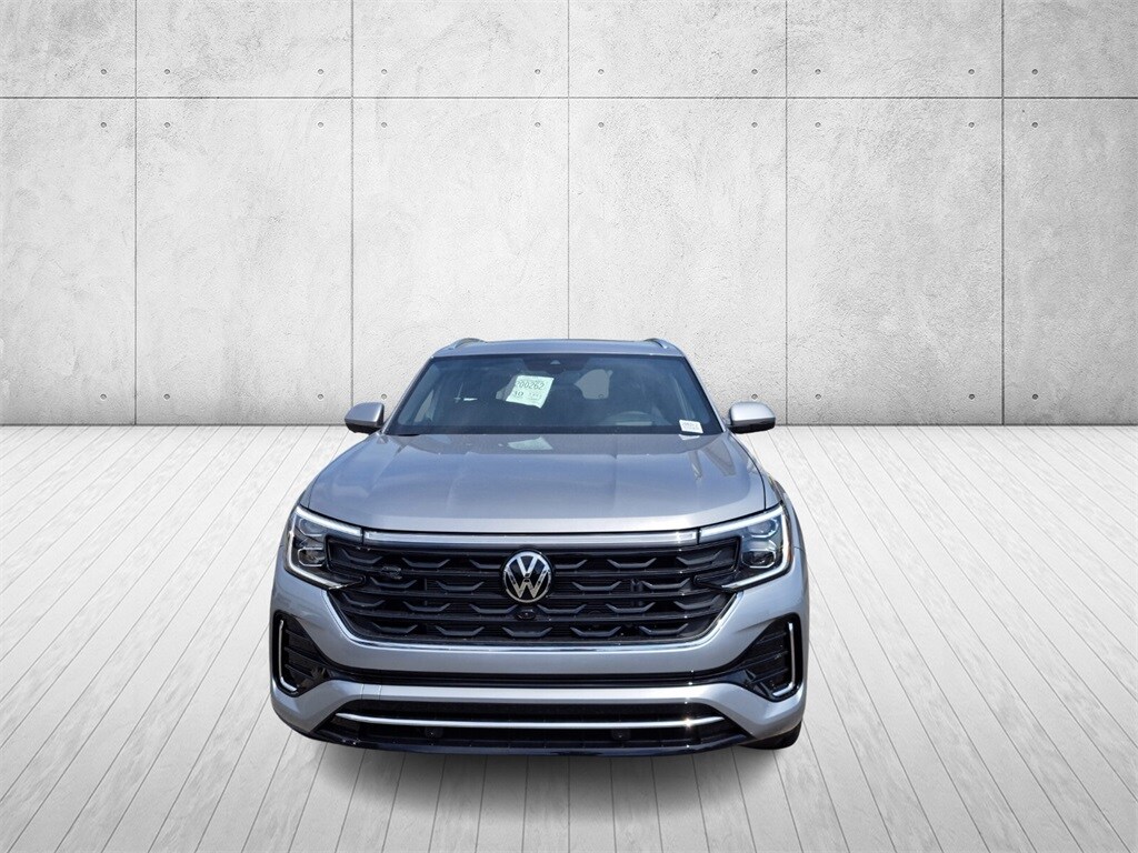 2026 Volkswagen Atlas Cross Sport SEL Premium R-Line photo 2