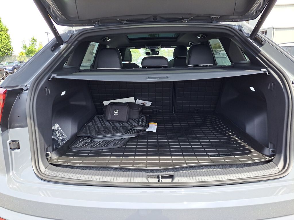 2026 Volkswagen Atlas Cross Sport SEL Premium R-LINE - Photo 26