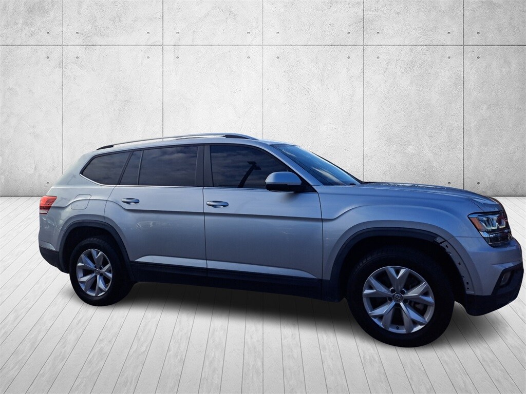 2019 Volkswagen Atlas V6 SE photo 3